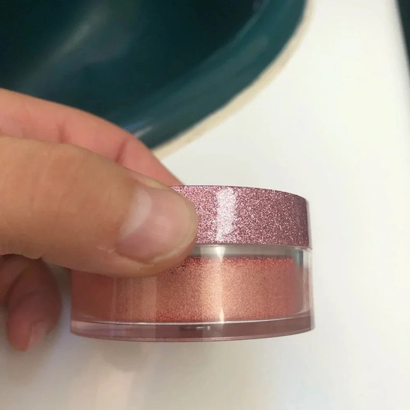NIB ANASTASIA LOOSE HIGHLIGHTER - Picture 5 of 6